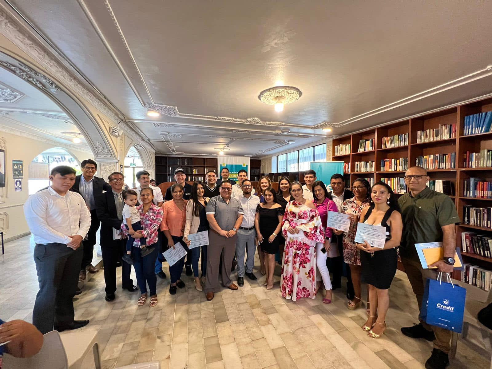 universidad-metropolitana-del-ecuador-03